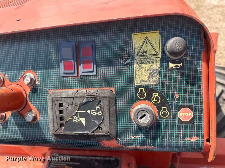 image for item OC9429 2000 Ditch Witch 3700  trencher