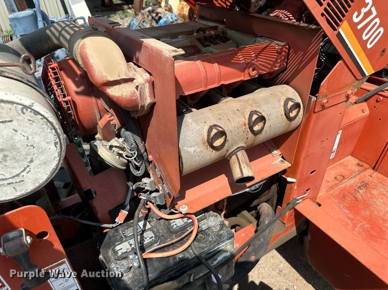 image for item OC9429 2000 Ditch Witch 3700  trencher