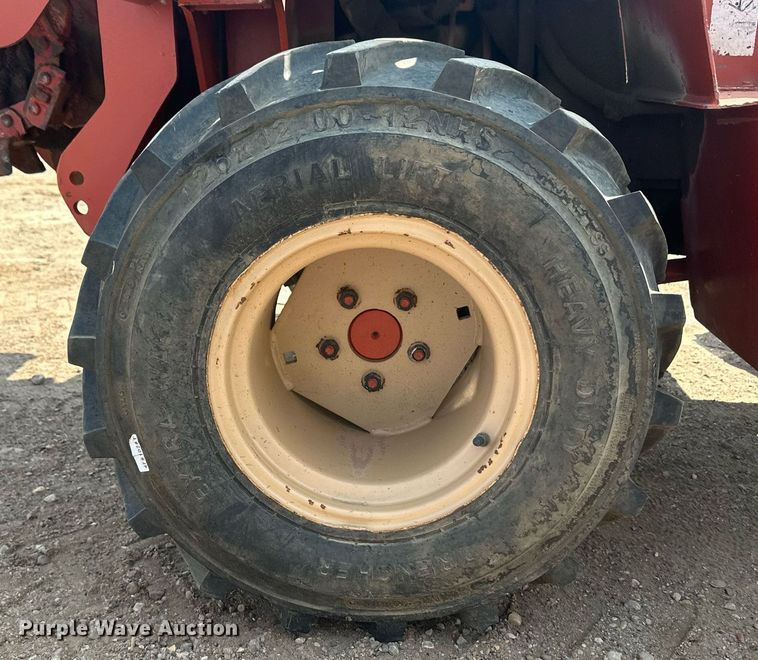 image for item OC9429 2000 Ditch Witch 3700  trencher