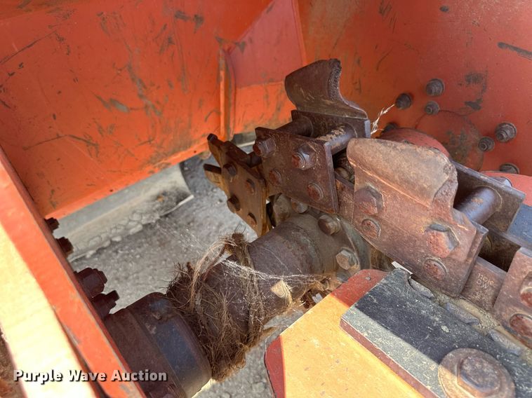image for item OC9430 2006 Ditch Witch RT75  trencher