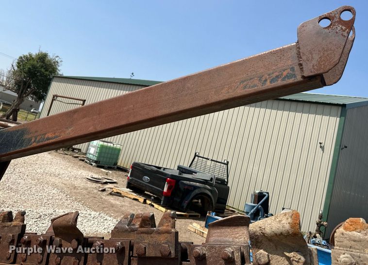 image for item OC9430 2006 Ditch Witch RT75  trencher