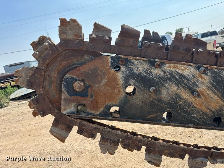 image for item OC9430 2006 Ditch Witch RT75  trencher