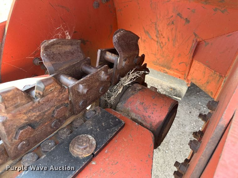 image for item OC9430 2006 Ditch Witch RT75  trencher