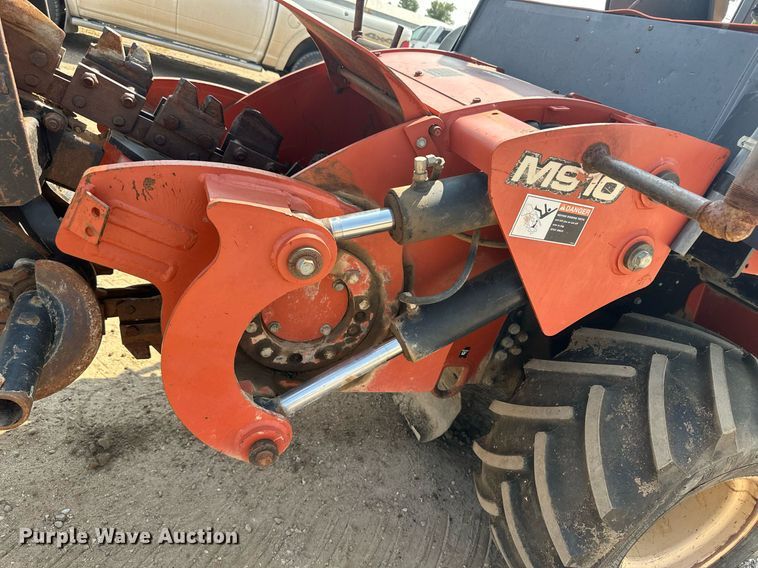 image for item OC9430 2006 Ditch Witch RT75  trencher
