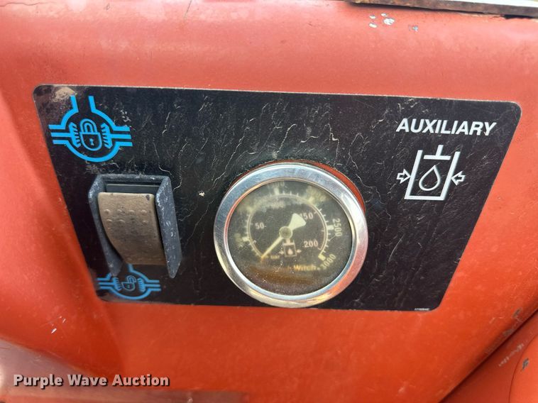 image for item OC9430 2006 Ditch Witch RT75  trencher