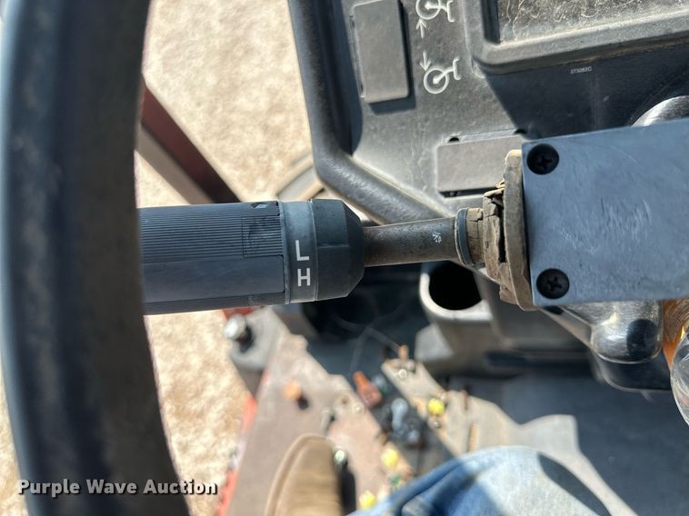 image for item OC9430 2006 Ditch Witch RT75  trencher