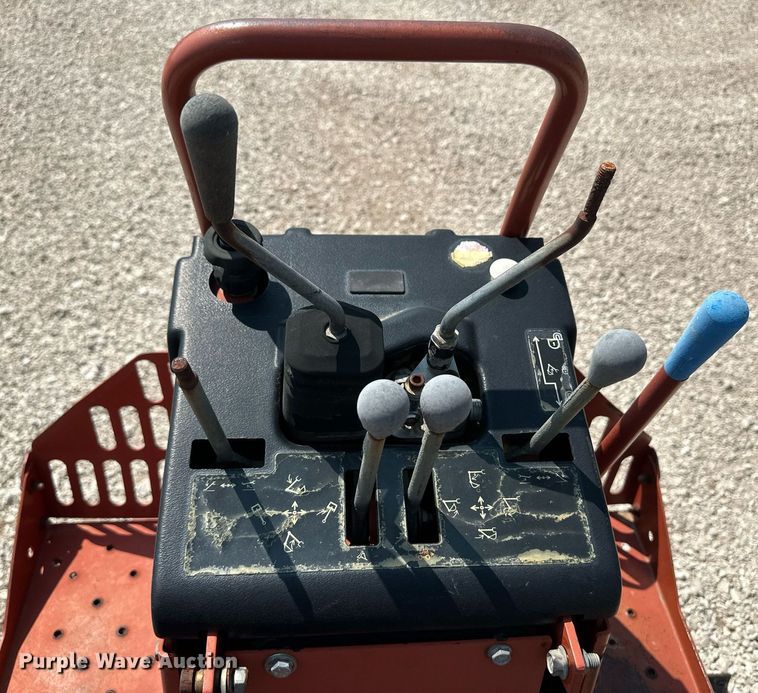 image for item OC9430 2006 Ditch Witch RT75  trencher