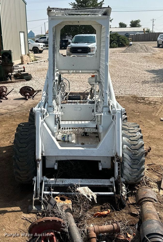 image for item OC9433 Bobcat  skid steer loader