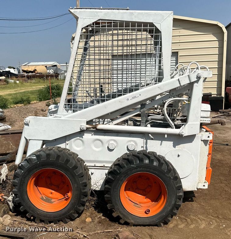 image for item OC9433 Bobcat  skid steer loader