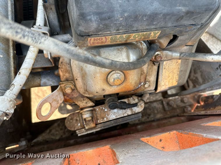 image for item OC9433 Bobcat  skid steer loader