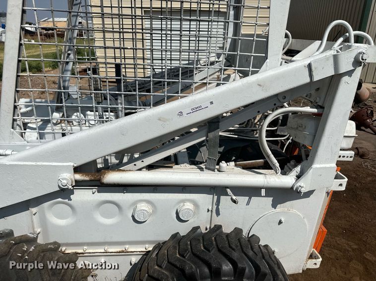image for item OC9433 Bobcat  skid steer loader