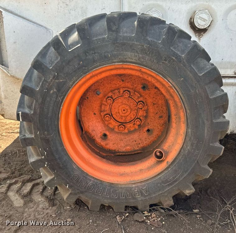 image for item OC9433 Bobcat  skid steer loader