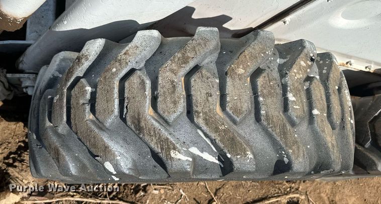 image for item OC9433 Bobcat  skid steer loader