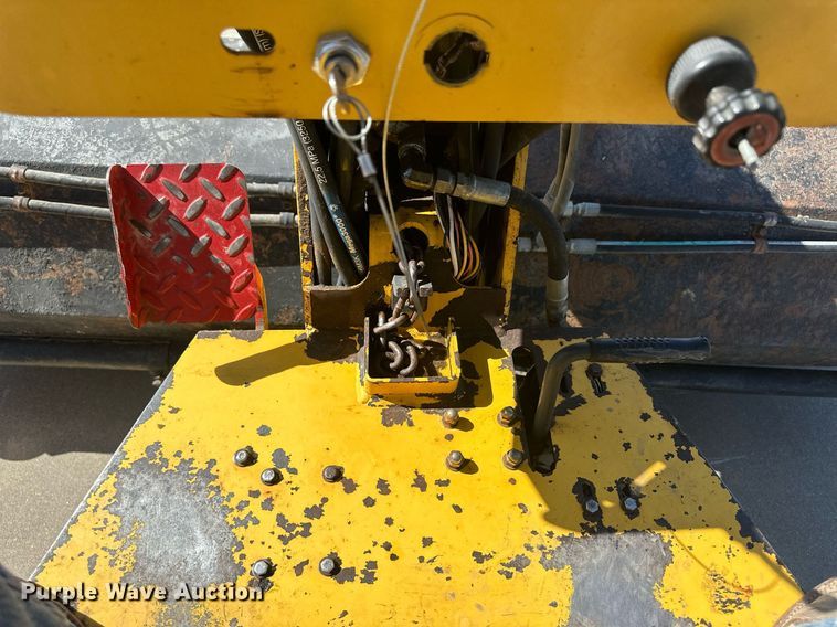 image for item OC9452 2003 Terramite TSS38  broom