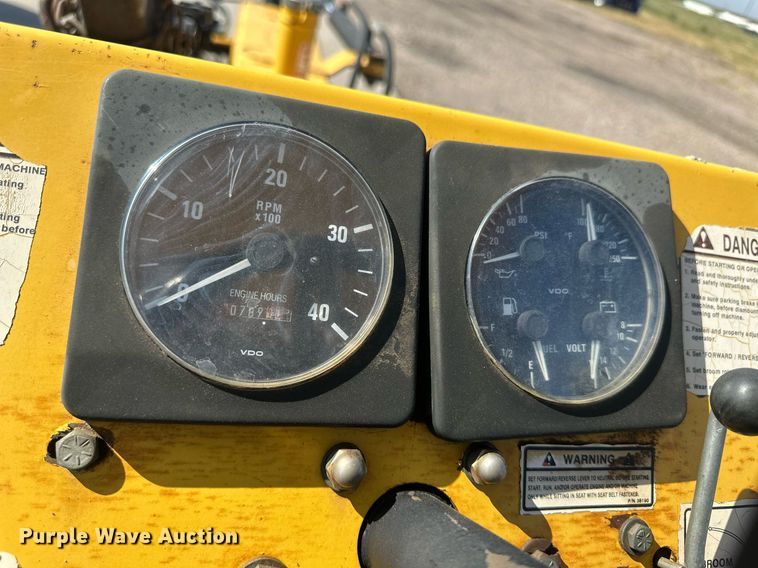 image for item OC9452 2003 Terramite TSS38  broom