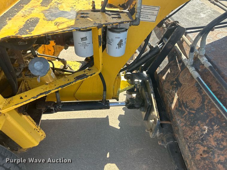 image for item OC9452 2003 Terramite TSS38  broom