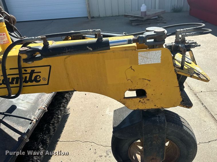 image for item OC9452 2003 Terramite TSS38  broom