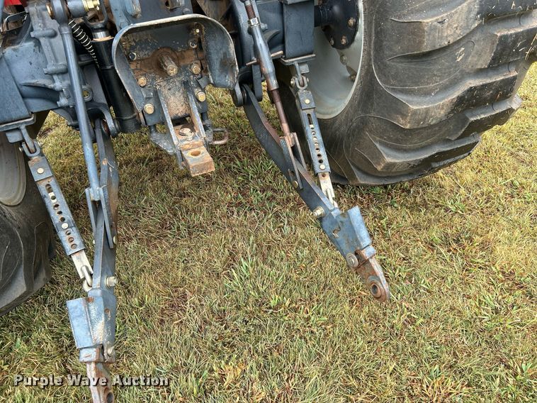 image for item DJ6333 Massey Ferguson 1552  MFWD tractor