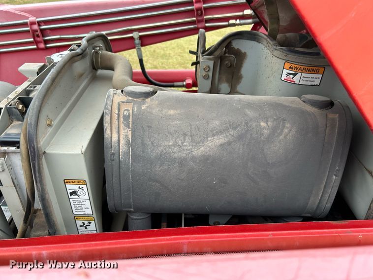 image for item DJ6333 Massey Ferguson 1552  MFWD tractor