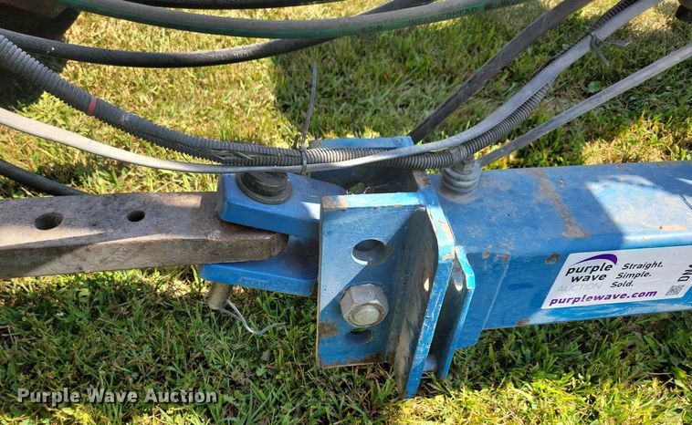 image for item DN4099 Kinze 3500  split row planter