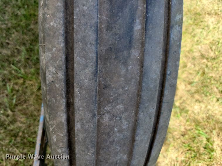 image for item DN4099 Kinze 3500  split row planter