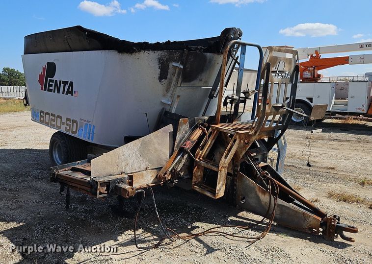 image for item DP2422 Penta 6020-SD  feed mixer
