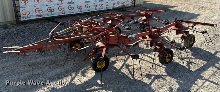 image for item DP3176 New Holland 169  hay tedder