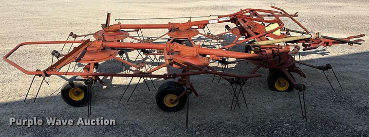 image for item DP3176 New Holland 169  hay tedder