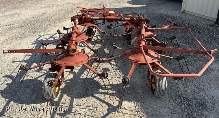 image for item DP3176 New Holland 169  hay tedder