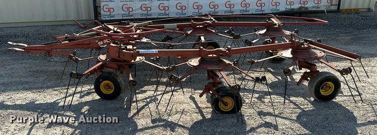 image for item DP3176 New Holland 169  hay tedder