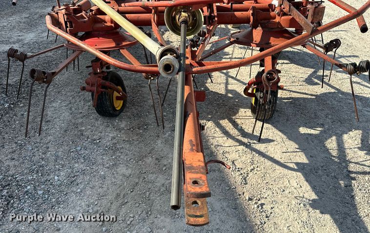 image for item DP3176 New Holland 169  hay tedder