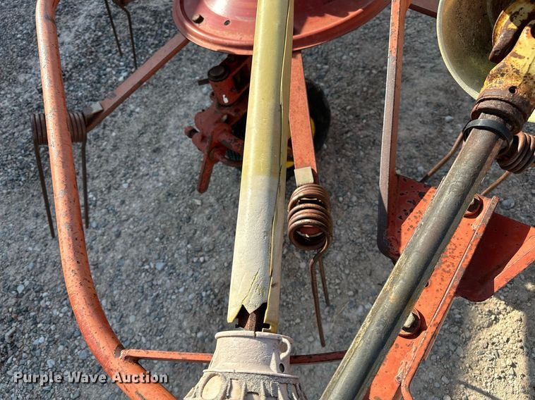 image for item DP3176 New Holland 169  hay tedder