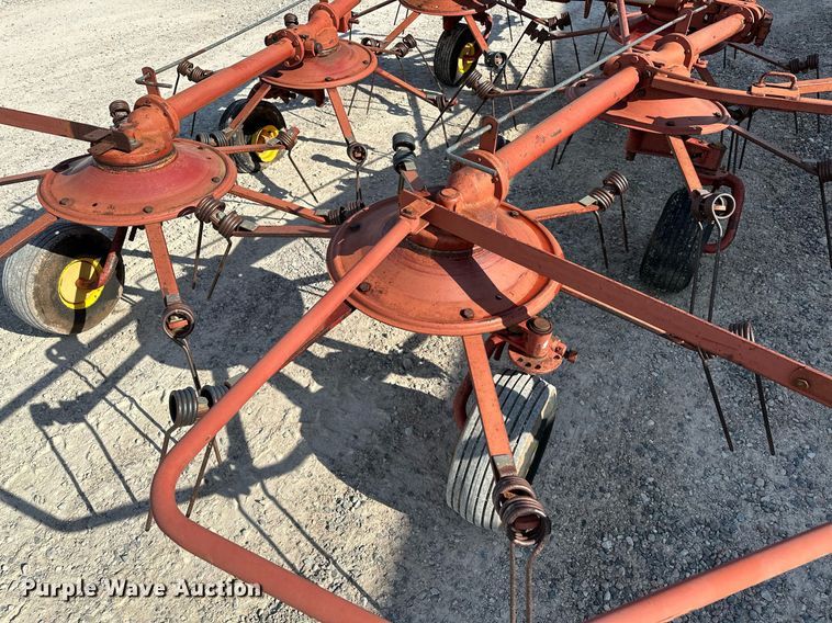 image for item DP3176 New Holland 169  hay tedder