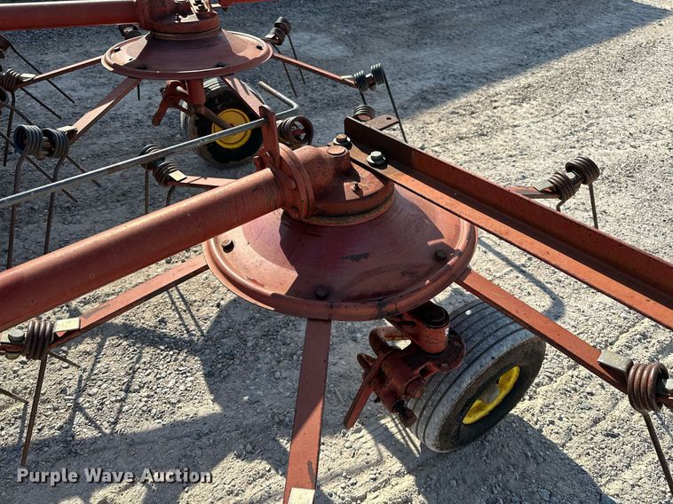 image for item DP3176 New Holland 169  hay tedder