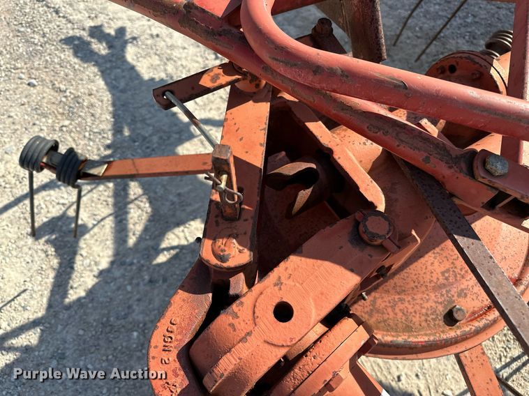 image for item DP3176 New Holland 169  hay tedder