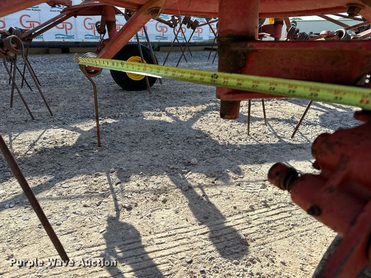 image for item DP3176 New Holland 169  hay tedder