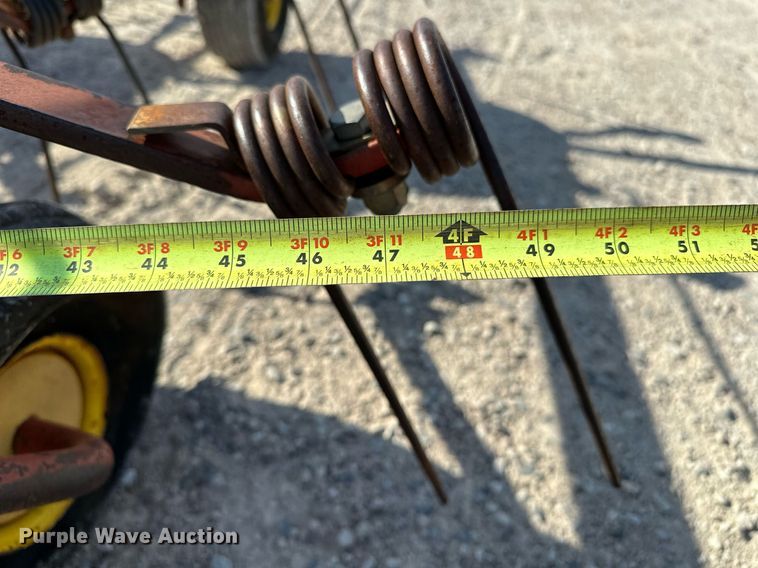 image for item DP3176 New Holland 169  hay tedder