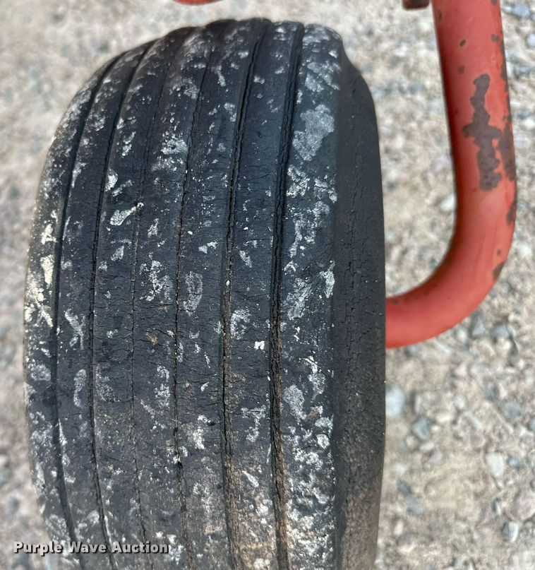 image for item DP3176 New Holland 169  hay tedder