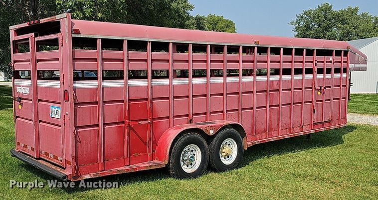 image for item DQ0303 1996 Travalong  livestock trailer