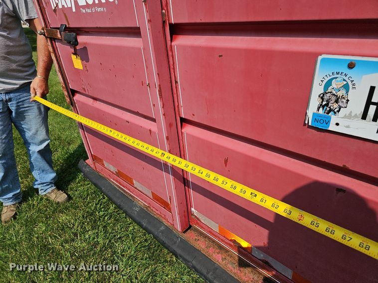image for item DQ0303 1996 Travalong  livestock trailer