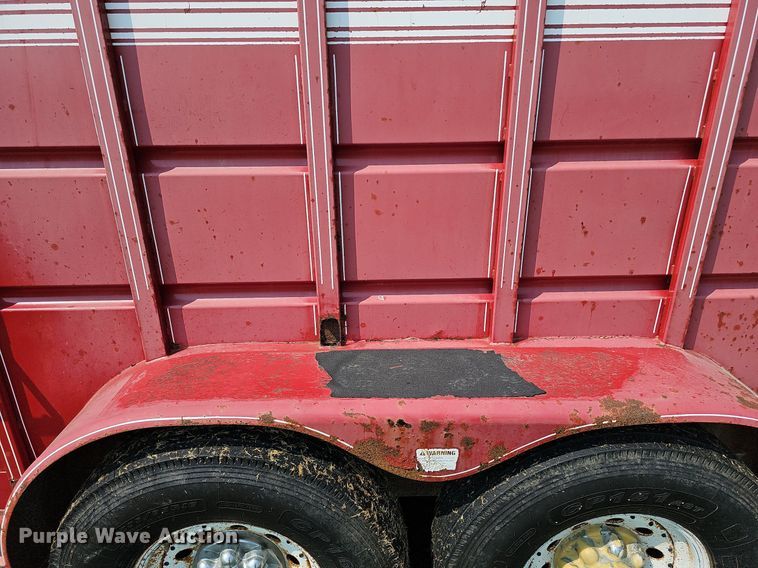 image for item DQ0303 1996 Travalong  livestock trailer