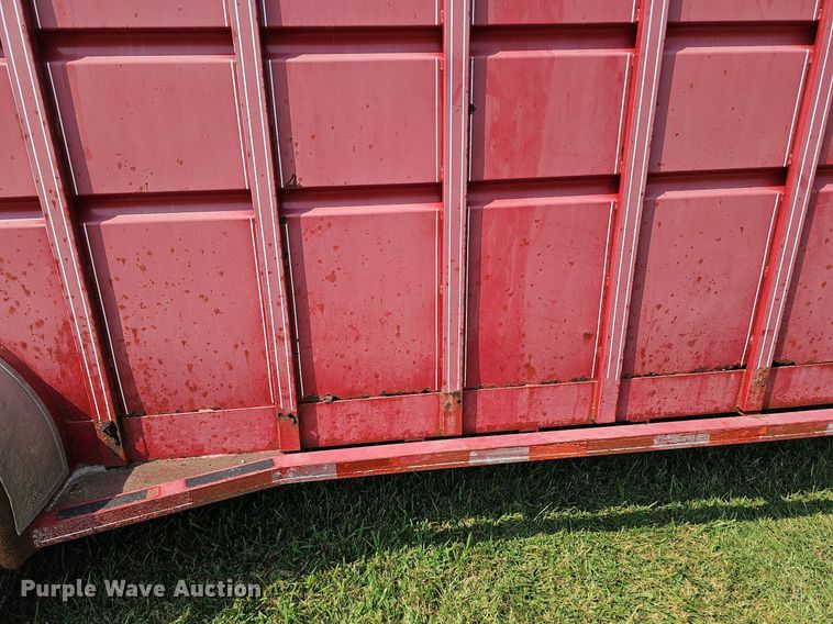 image for item DQ0303 1996 Travalong  livestock trailer