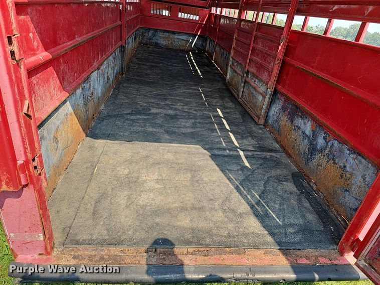 image for item DQ0303 1996 Travalong  livestock trailer