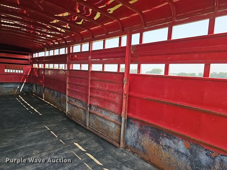 image for item DQ0303 1996 Travalong  livestock trailer