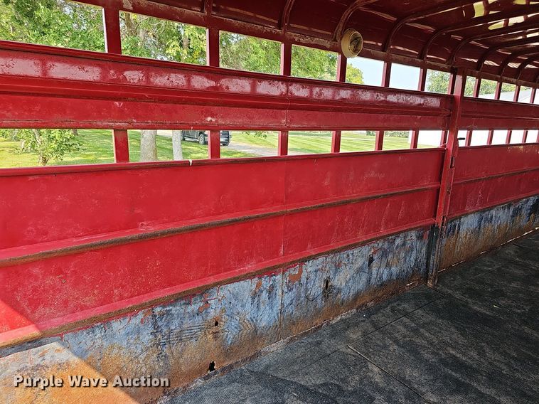 image for item DQ0303 1996 Travalong  livestock trailer