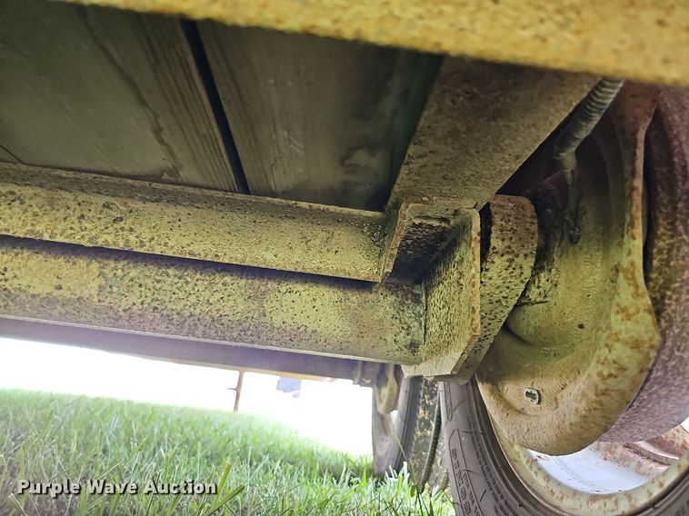 image for item DQ0303 1996 Travalong  livestock trailer