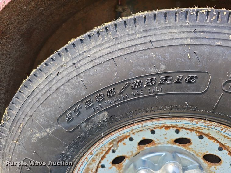 image for item DQ0303 1996 Travalong  livestock trailer