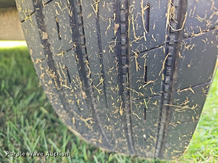 image for item DQ0303 1996 Travalong  livestock trailer