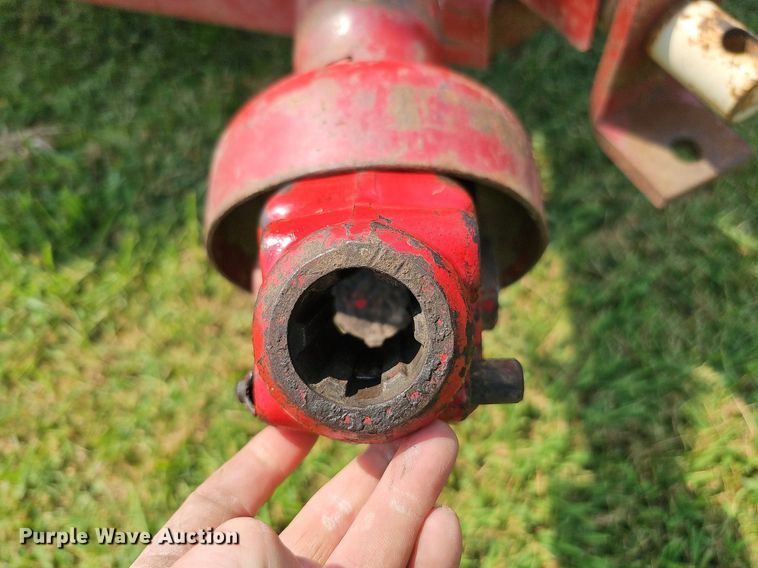 image for item DQ0304 New Holland 355  feed mixer