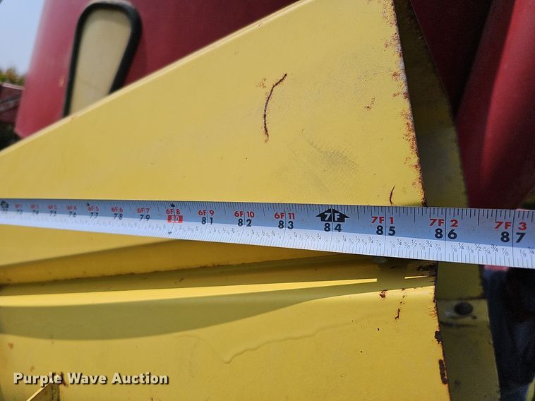 image for item DQ0304 New Holland 355  feed mixer